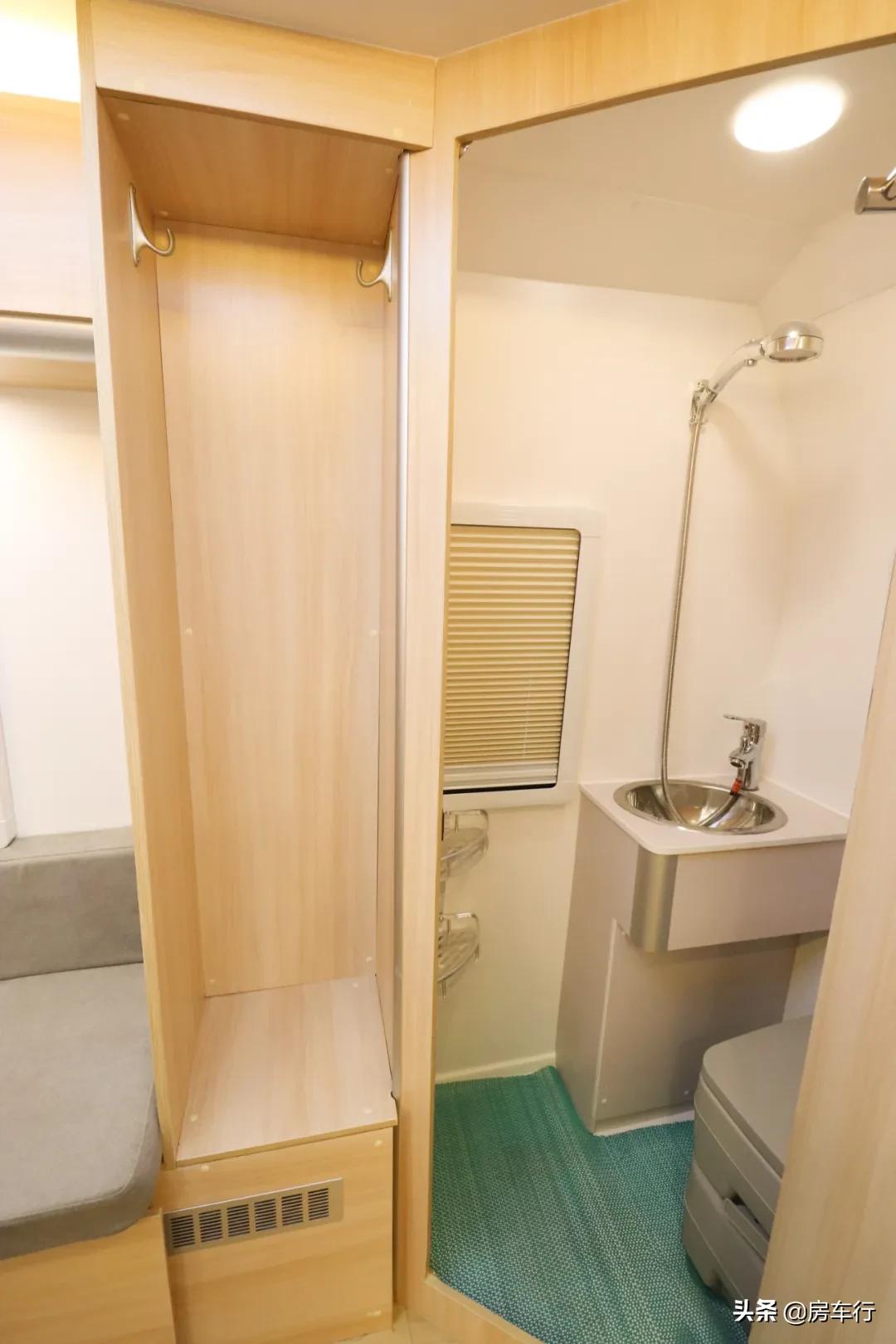 房车价格5-10万元低顶b型房车,房车大全20-30万的c型高档房车