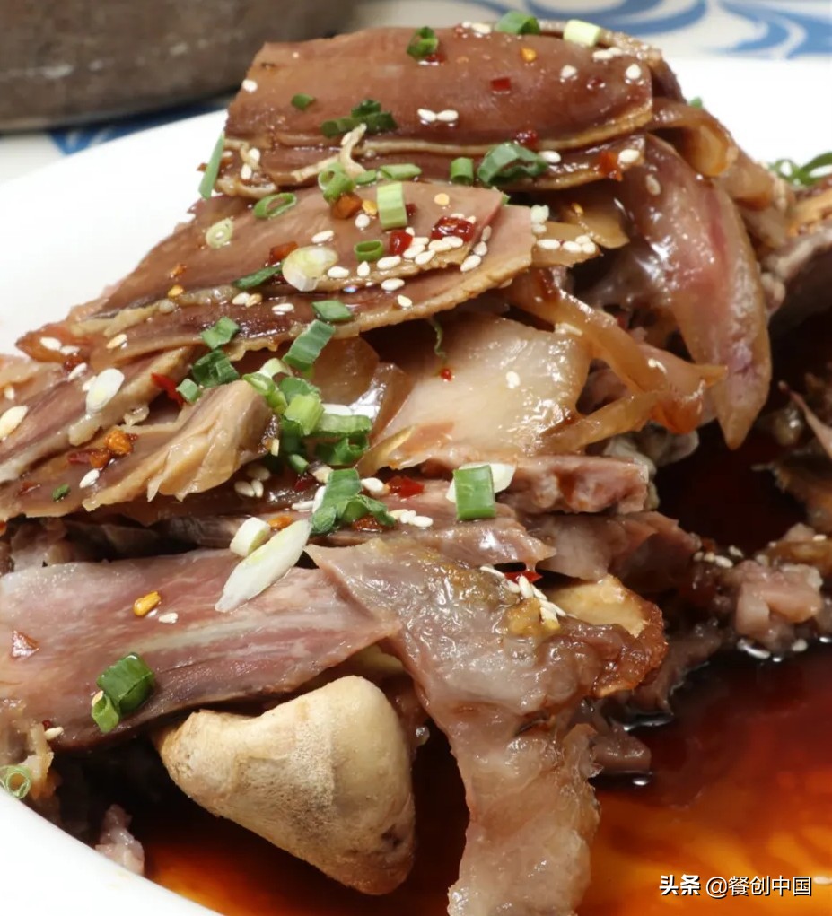 自制猪头肉用啥调料,自制猪头肉的做法大全集