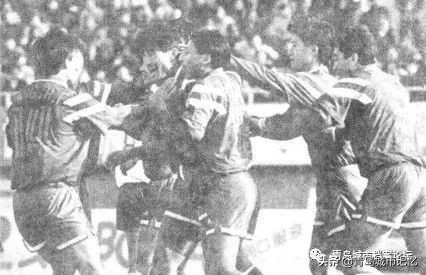 青岛海牛球迷海纳百川,青岛足球海牛球迷