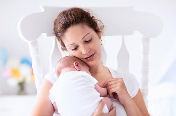 准妈妈出现这三种情况,就要去医院待产了