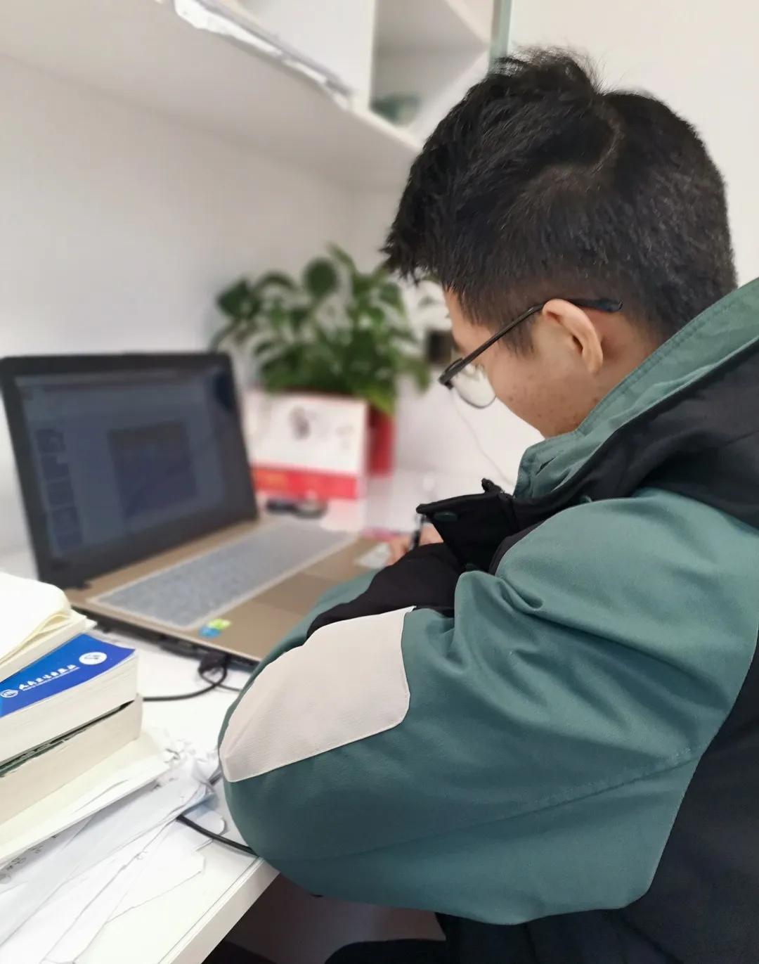 是你们院的吗?东大学霸线上出没