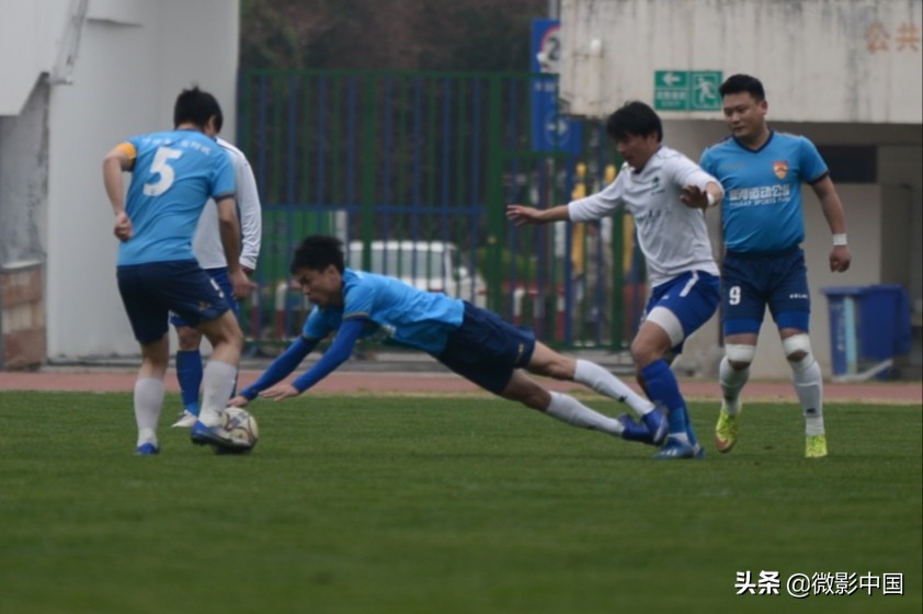 襄阳市观看球赛,襄阳足球联赛激战正酣