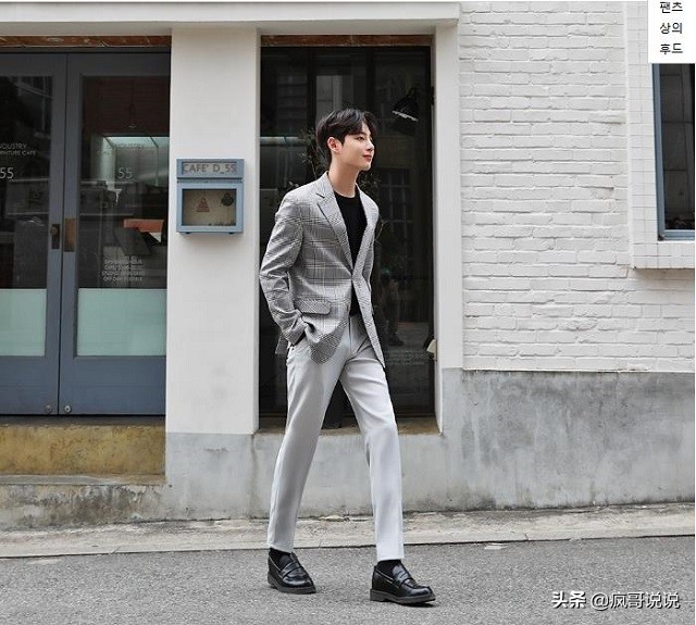 韩国小哥哥西装正装穿搭,搭配格子西服的小哥哥