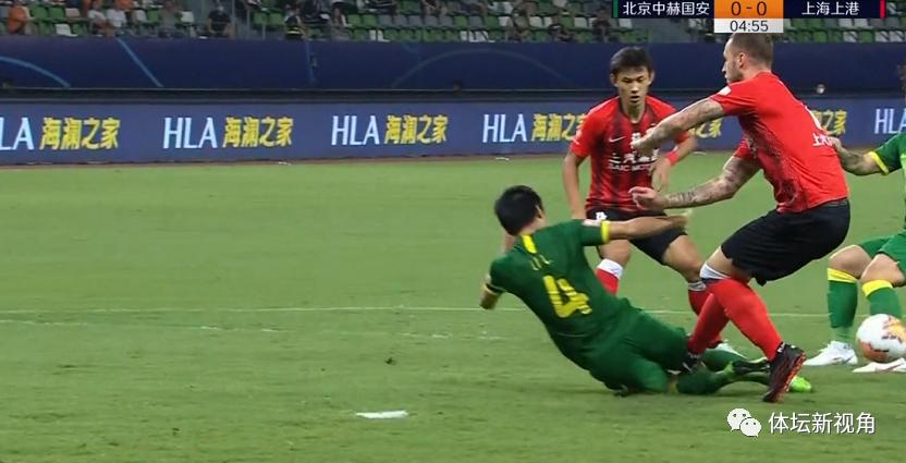 中超上港对申花红牌,上港补时遭绝平