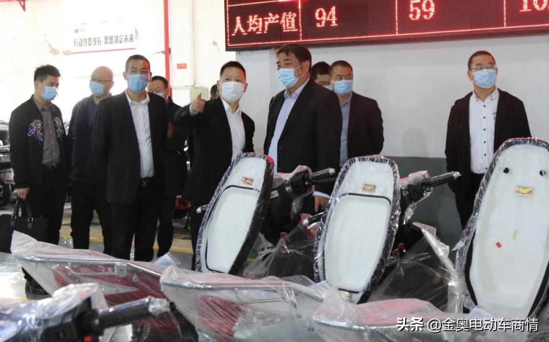 假繁荣还是真出路?电动车企业发力强攻线上直播!