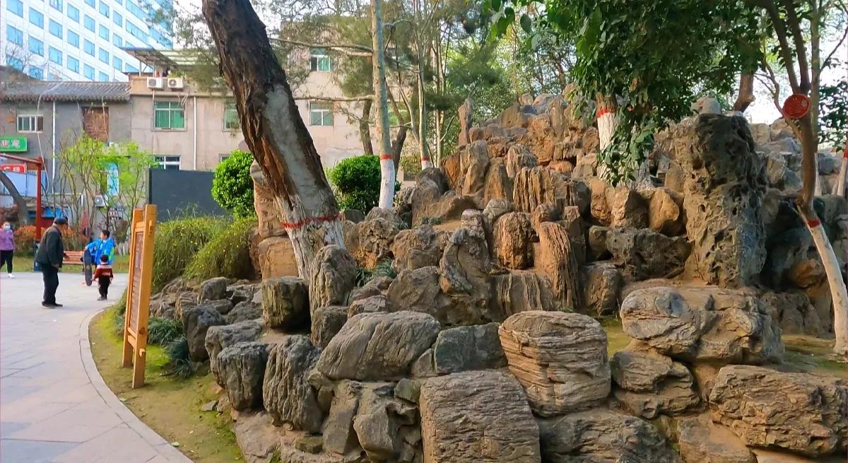 西安莲湖公园要门票吗,西安莲湖公园历史