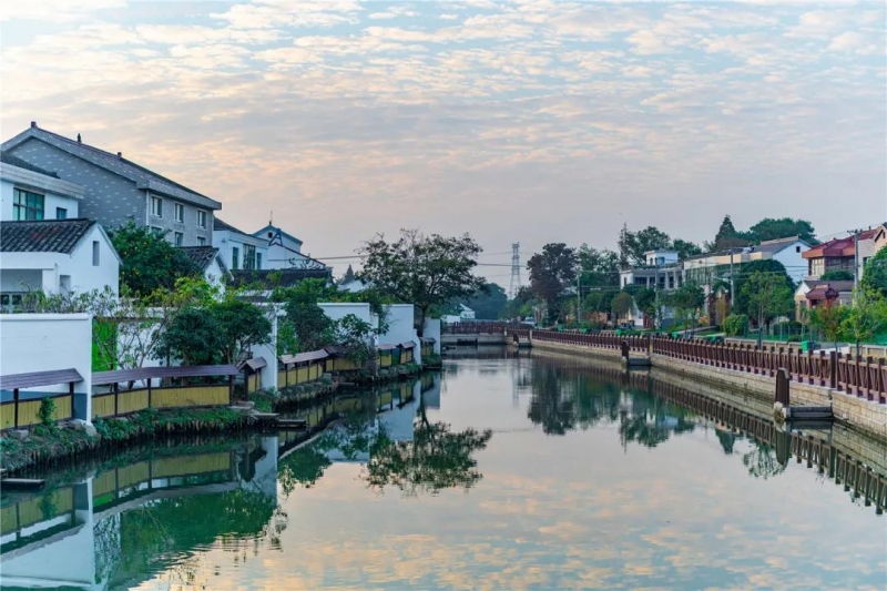久居城市就会向往乡村的田园生活,向往的田园生活的感悟