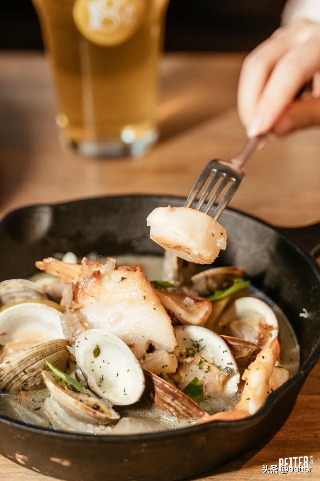 像英国诗人一样用brunch配啤酒，是我生活里的终极浪漫