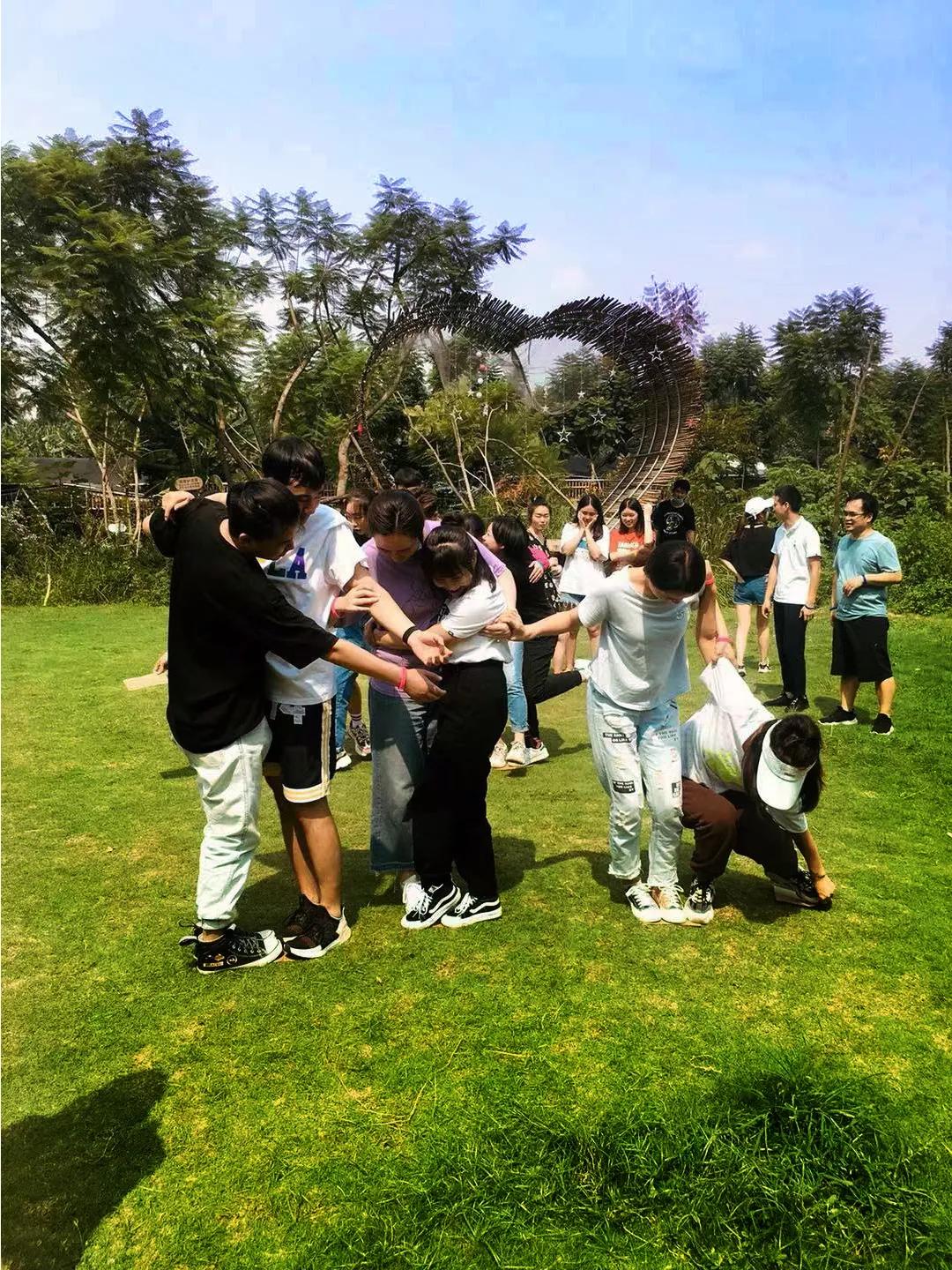 鏄撳寤虹瓚璁捐,鏄撳璁捐鍏徃