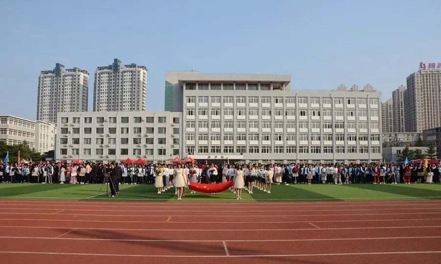 辽宁省普通高级中学(二十二)渤海大学附属高级中学