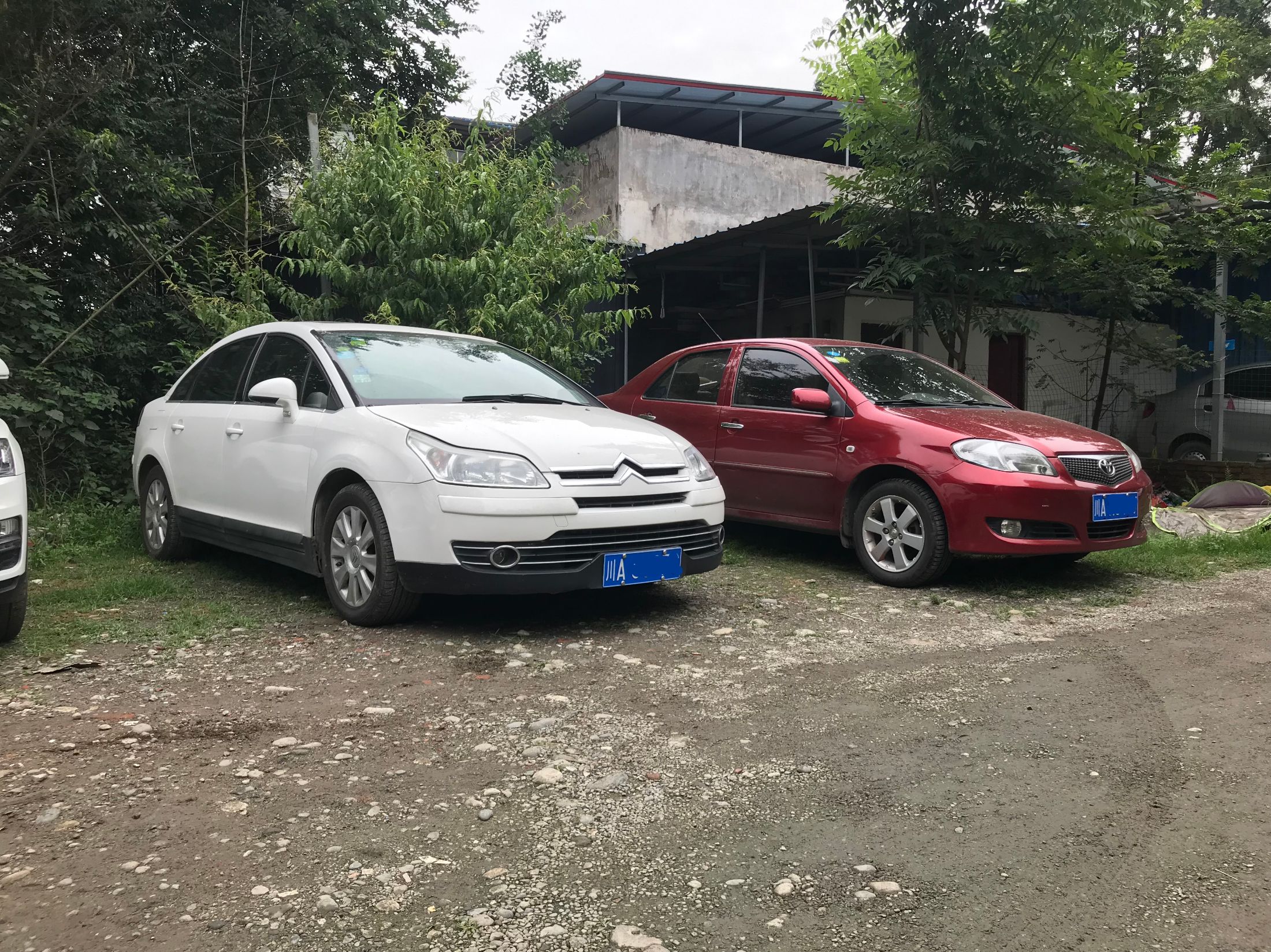 十年丰田威驰二手车值得买吗,一万块钱的车体验