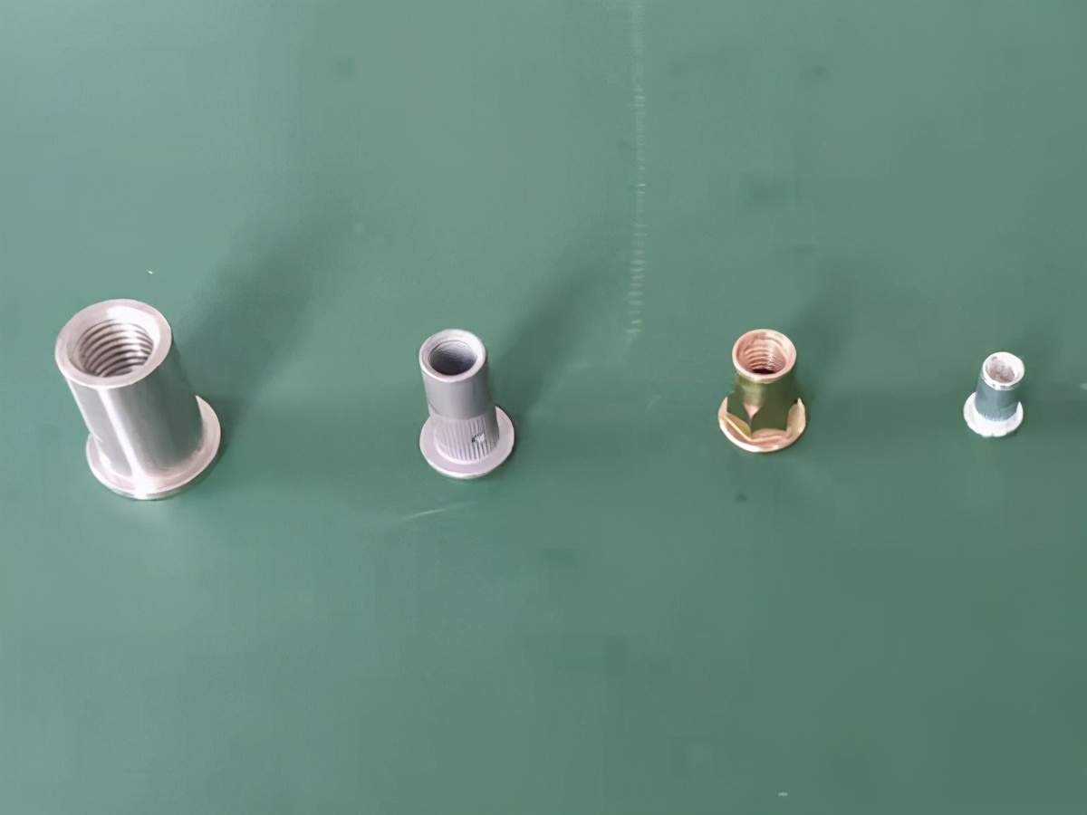 两种压铆螺丝区别,拉铆螺母的种类及适用场景