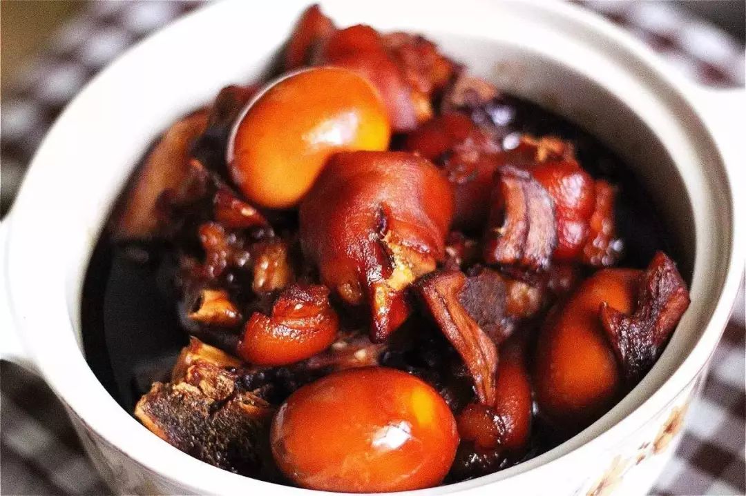 广东人正宗煲猪脚姜,广东人和东北人吵架的区别