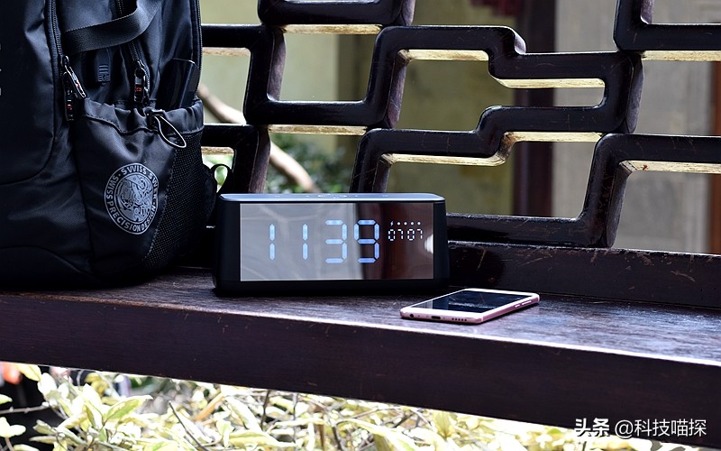 蓝牙音箱时钟闹钟,蓝牙音箱时钟夜灯语音唤醒一体