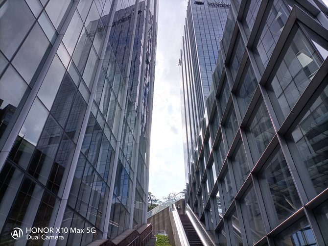 荣耀x10max测评护眼么,荣耀x10max7寸大屏