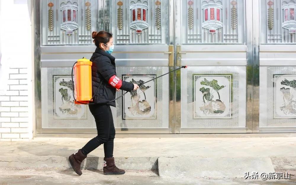 致敬这次抗击疫情所有的前线人员,致敬每一位在前线抗疫的人员