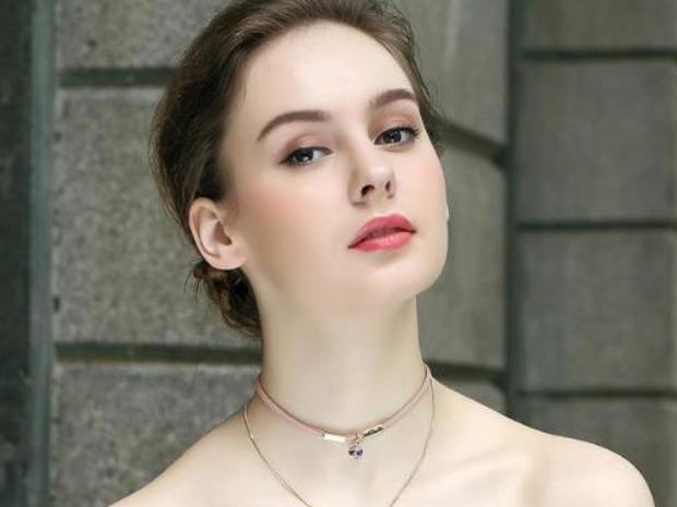 用这两种微信昵称的女人，劝你别“招惹”，你撩不动她