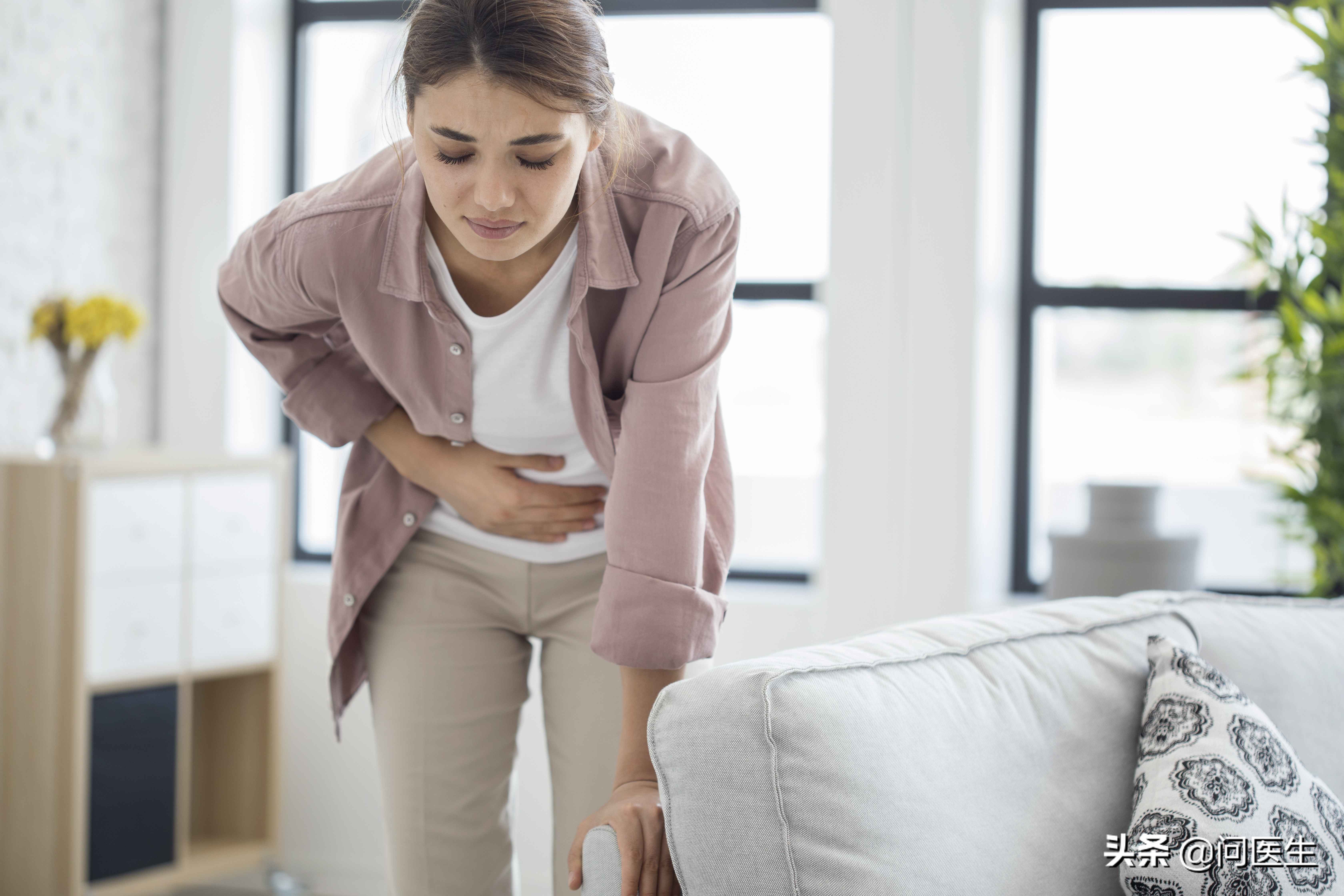 便血以为是痔疮结果竟是癌前病变,太多人以为便血是痔疮