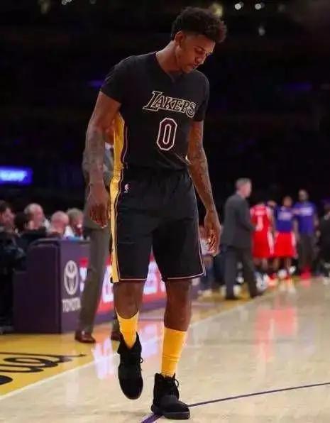 盘点nba球星上脚球鞋杜兰特篇 (nba有哪些球员穿杜兰特的球鞋)