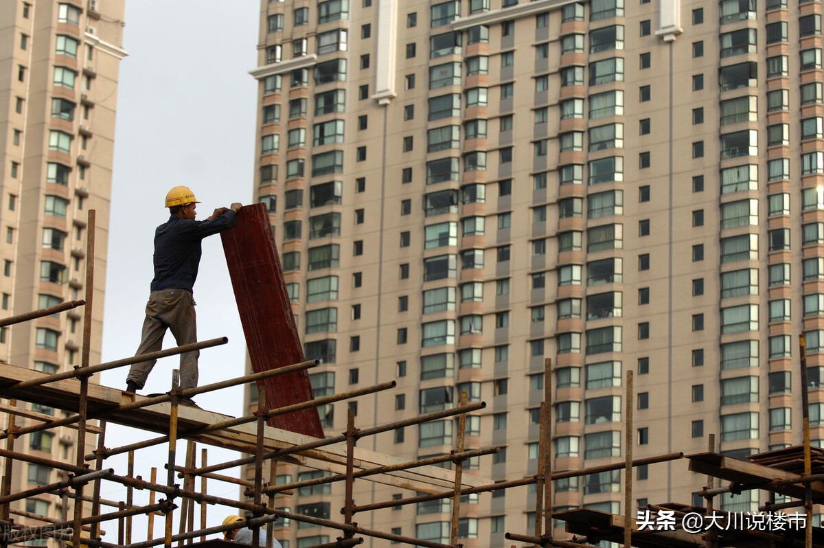 中间户的优点和边户的缺点,房子的边户和中间户哪个更加好点