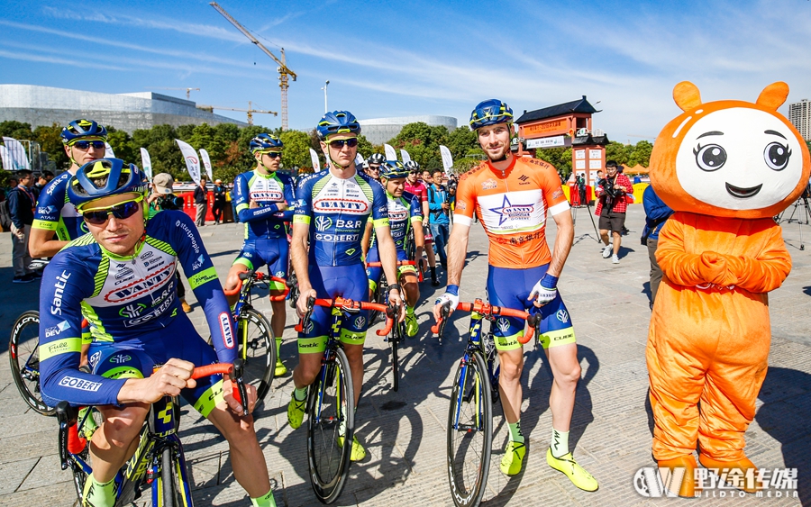 洲际职业车队,赞助洲际车队