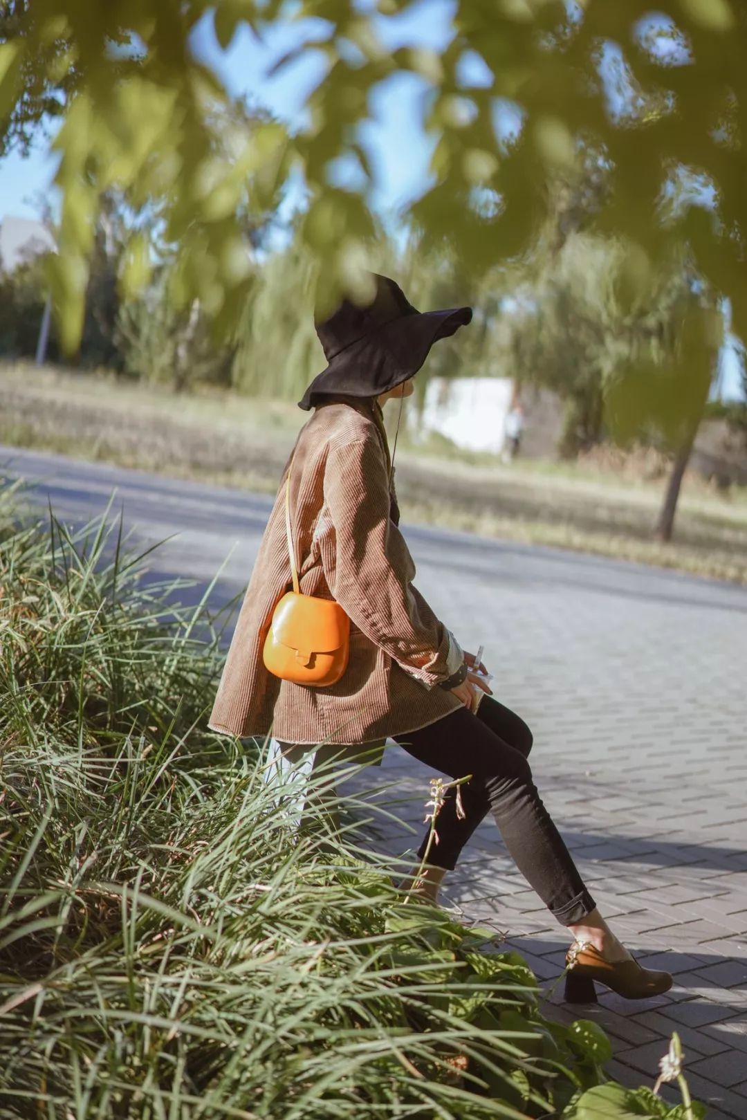 我们普通人应该卖什么比较好一点,现在应该开始买秋装了吗