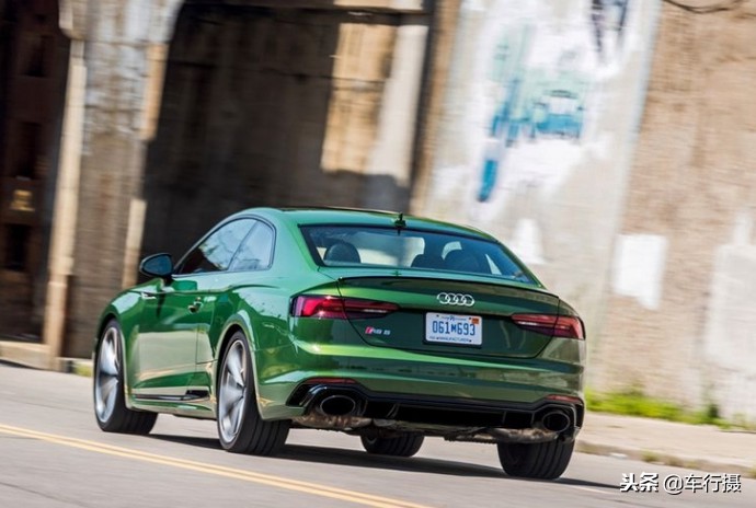 2018奥迪rs5coupe试驾,国内试驾2020款奥迪rs5sportback