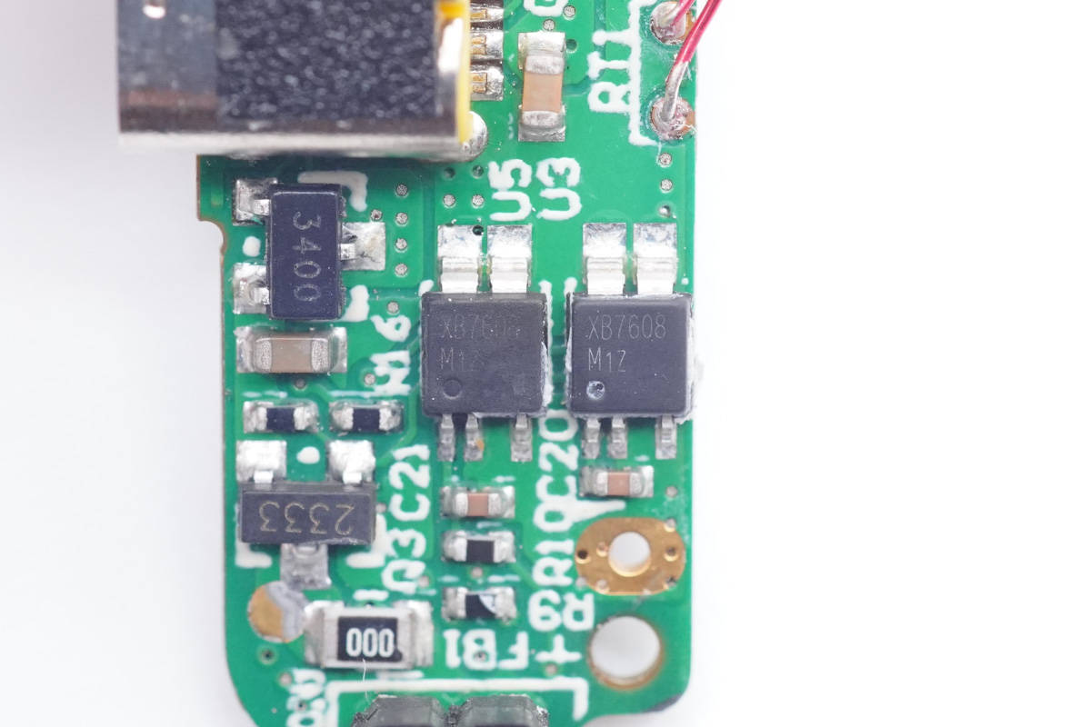 苹果充电宝无线磁吸原装拆解,苹果充电宝无线磁吸拆解