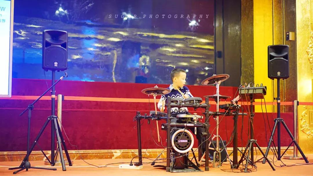 「亲子游」与万千海洋动物一起，夜宿探索极地海洋之美