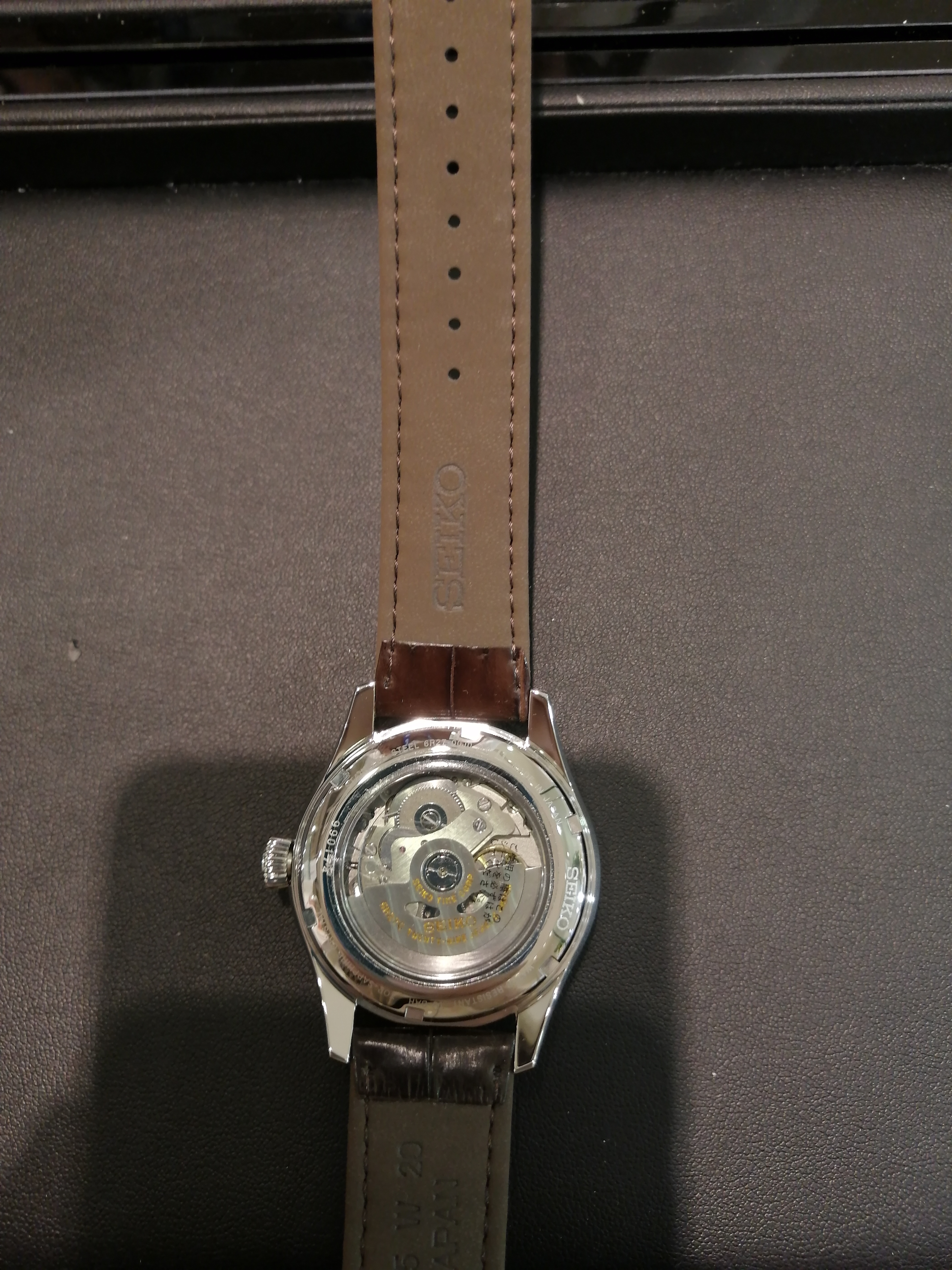 精工红12百年限量,精工红12实体店价格