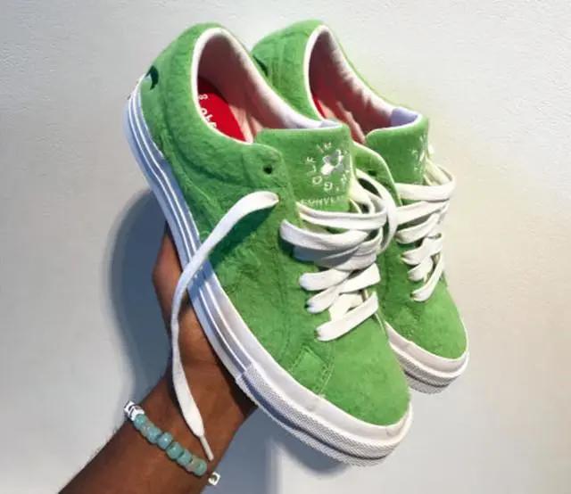 明星穿匡威经典款高帮,跟着明星学穿搭黑色匡威