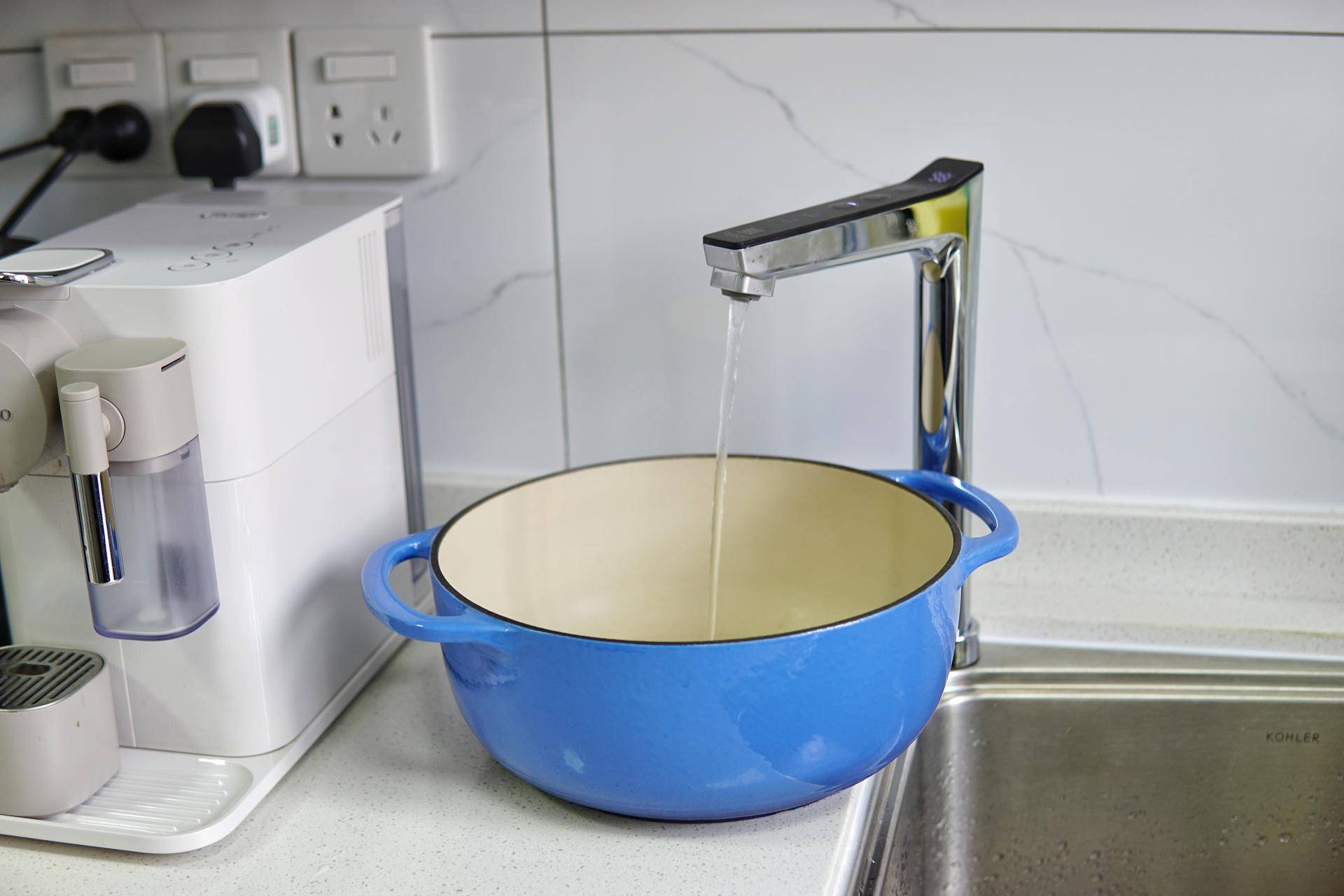 佳尼特冷热一体净水器优缺点,净热一体厨下净水机推荐