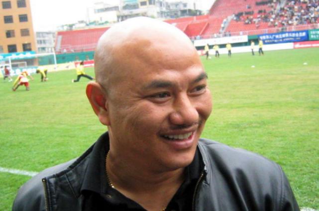 中国足球球星绰号,当今足坛球员绰号大全