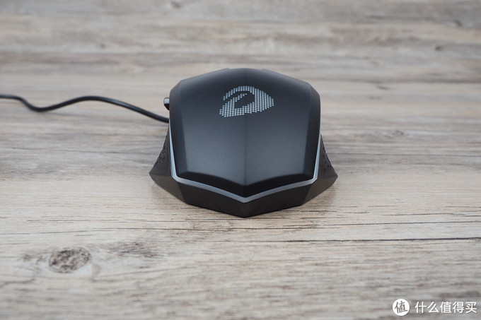 达尔优cm630牧马人轻量化鼠标,达尔优牧马人5代有鼠标宏吗