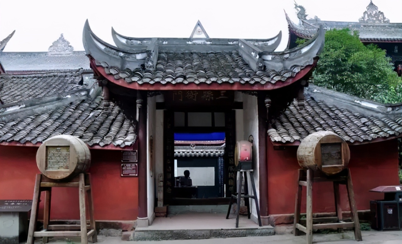 漫步天府之国黄龙溪古镇,成都黄龙溪鹿溪河