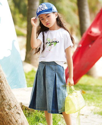 天天向上批发童装,如何在朋友圈卖童装