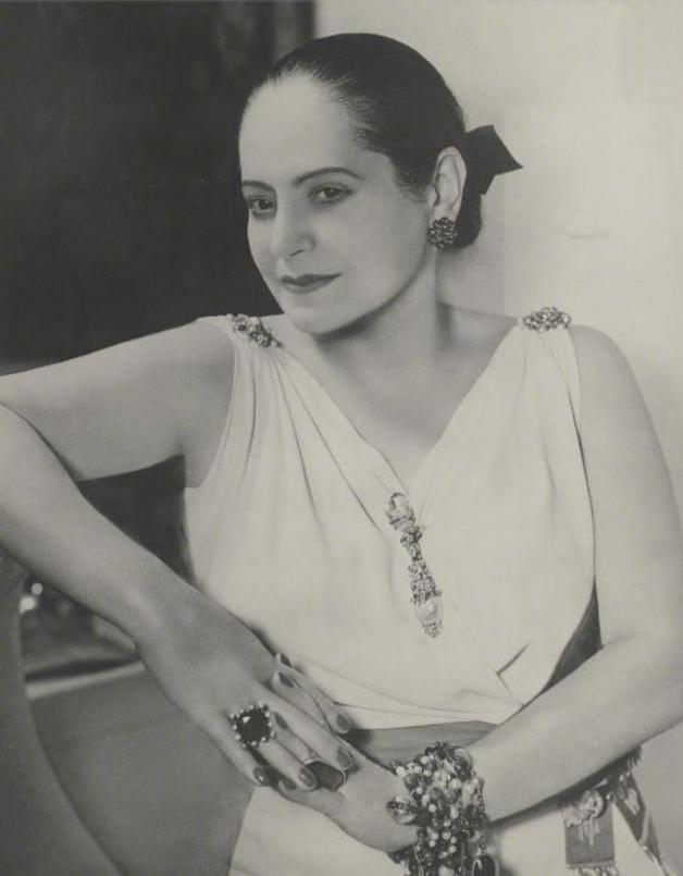 赫莲娜与雅顿的世纪之争，最终却让雅诗兰黛夺了江山