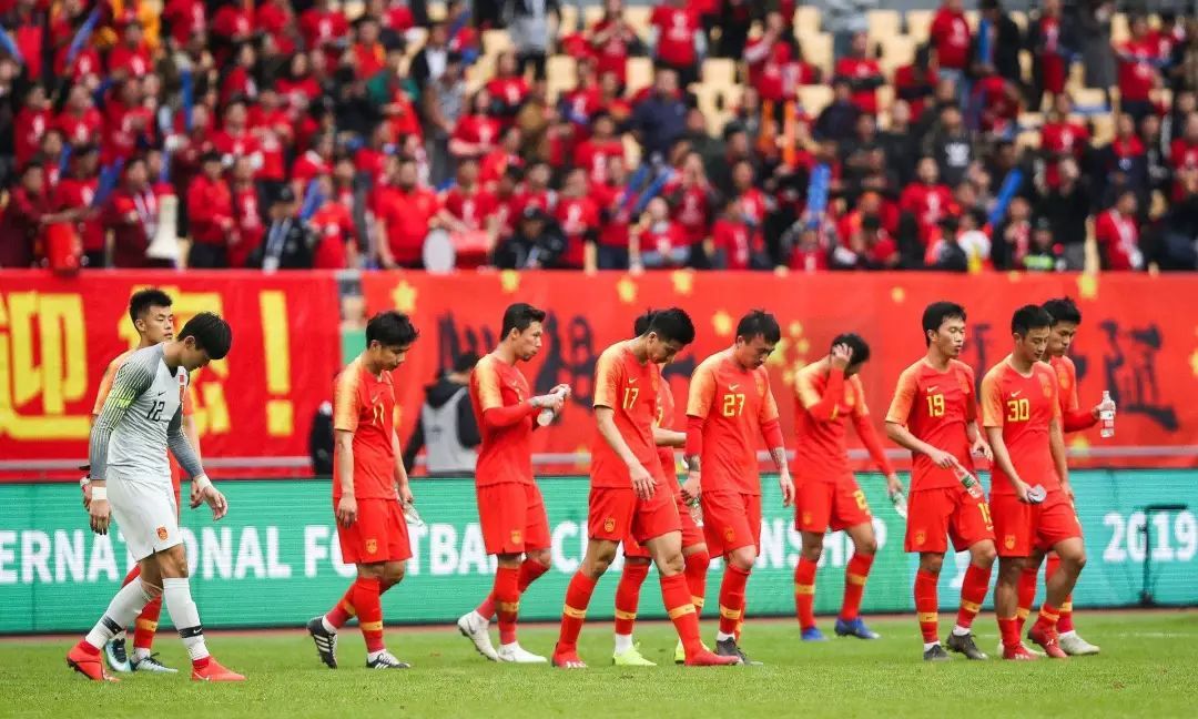 中国杯国足0:1,中国杯首场国足0:1负泰国