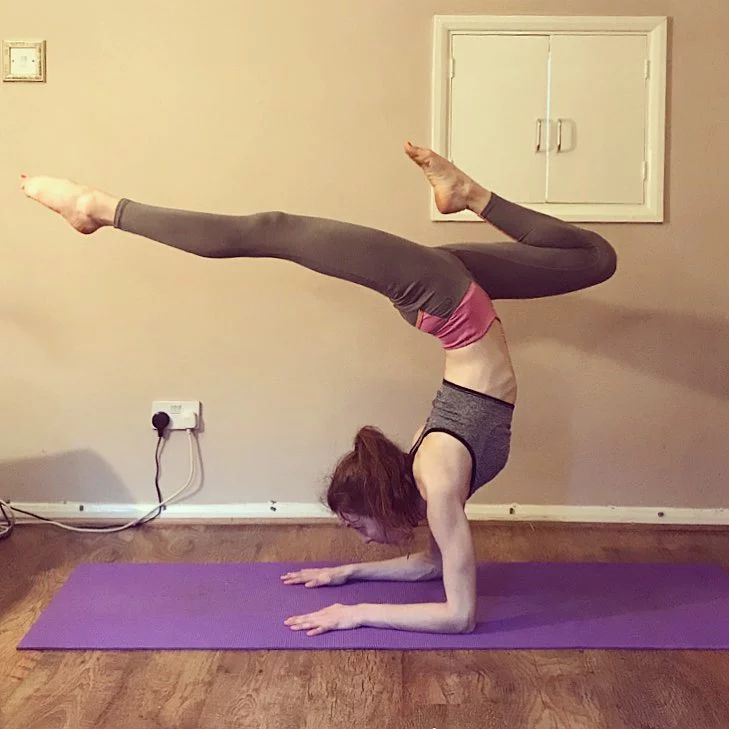 想要小腿又细又长学会这一套动作,小腿有些弯曲怎么变直