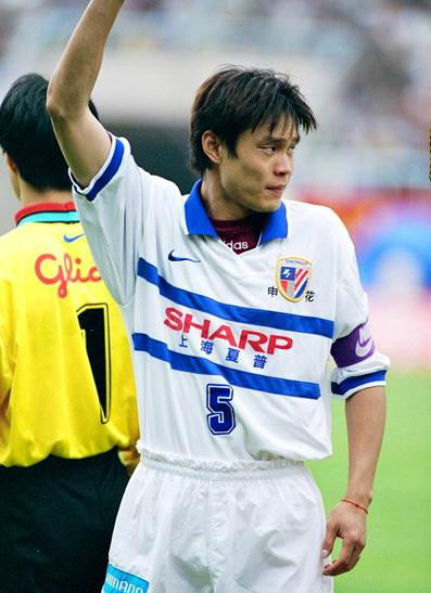 最喜欢的足球运动员,最伟大的10个足球运动员