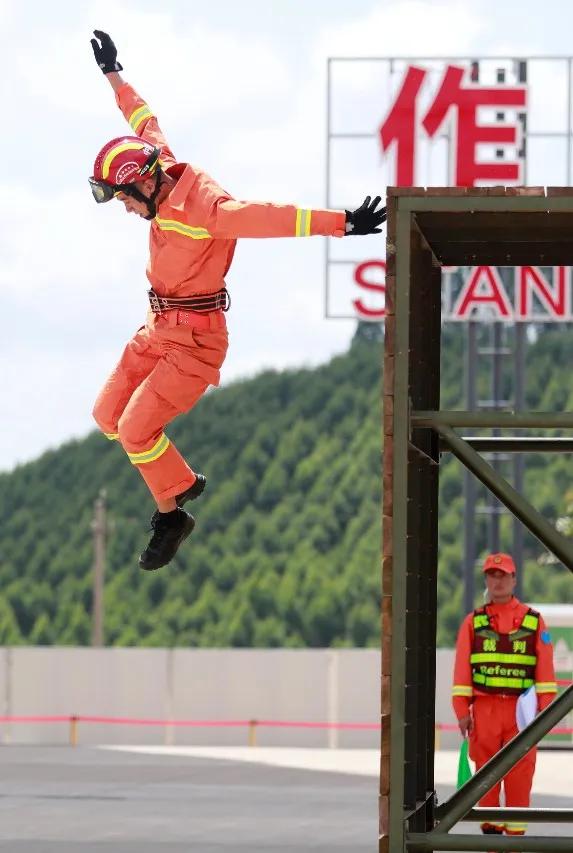 中国消防救援学院广西录取线,中国消防应急救援学院学生