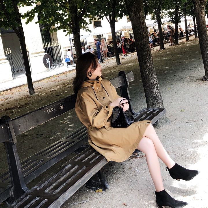 小姐姐的风情穿搭显得灵动而甜美,耐看型小姐姐气质穿搭职业装