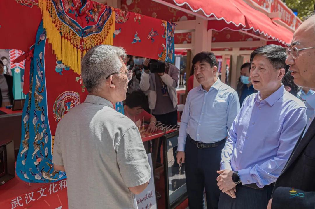 *风汉**国潮、精美汉绣已就位,江汉路五一等你来打卡