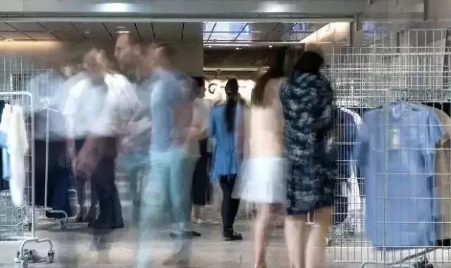 称霸纽约时装周、全球连开几百家店的“小众”国货女装