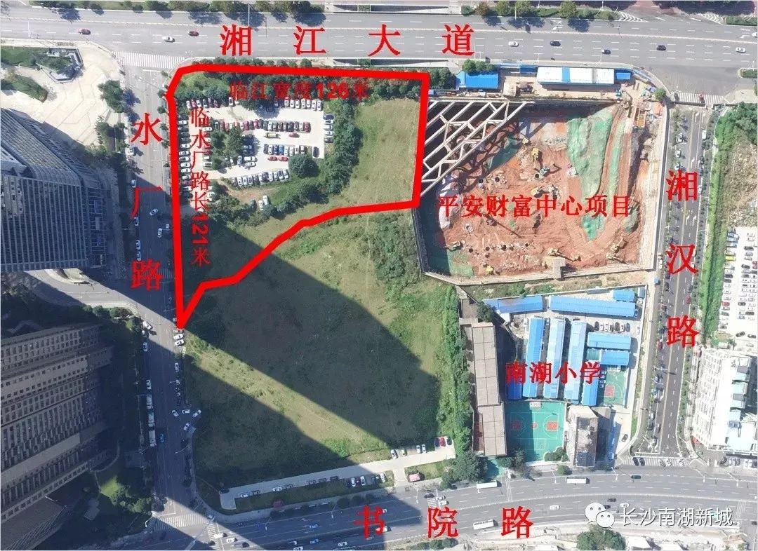 长沙南湖金融外滩最新规划,金融中心二期320亩地块实景