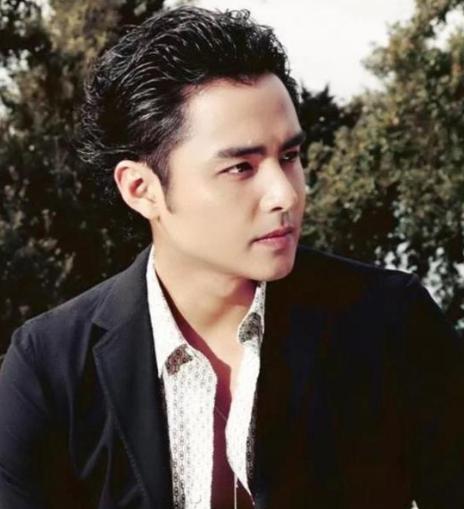 最成功的霸道总裁明道,霸道总裁明道童年回忆