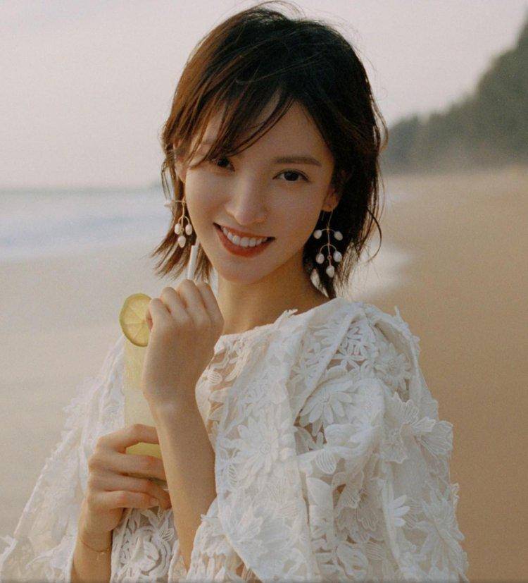 一直在美白却越来越黑的原因,为什么用了美白精华反而黑了