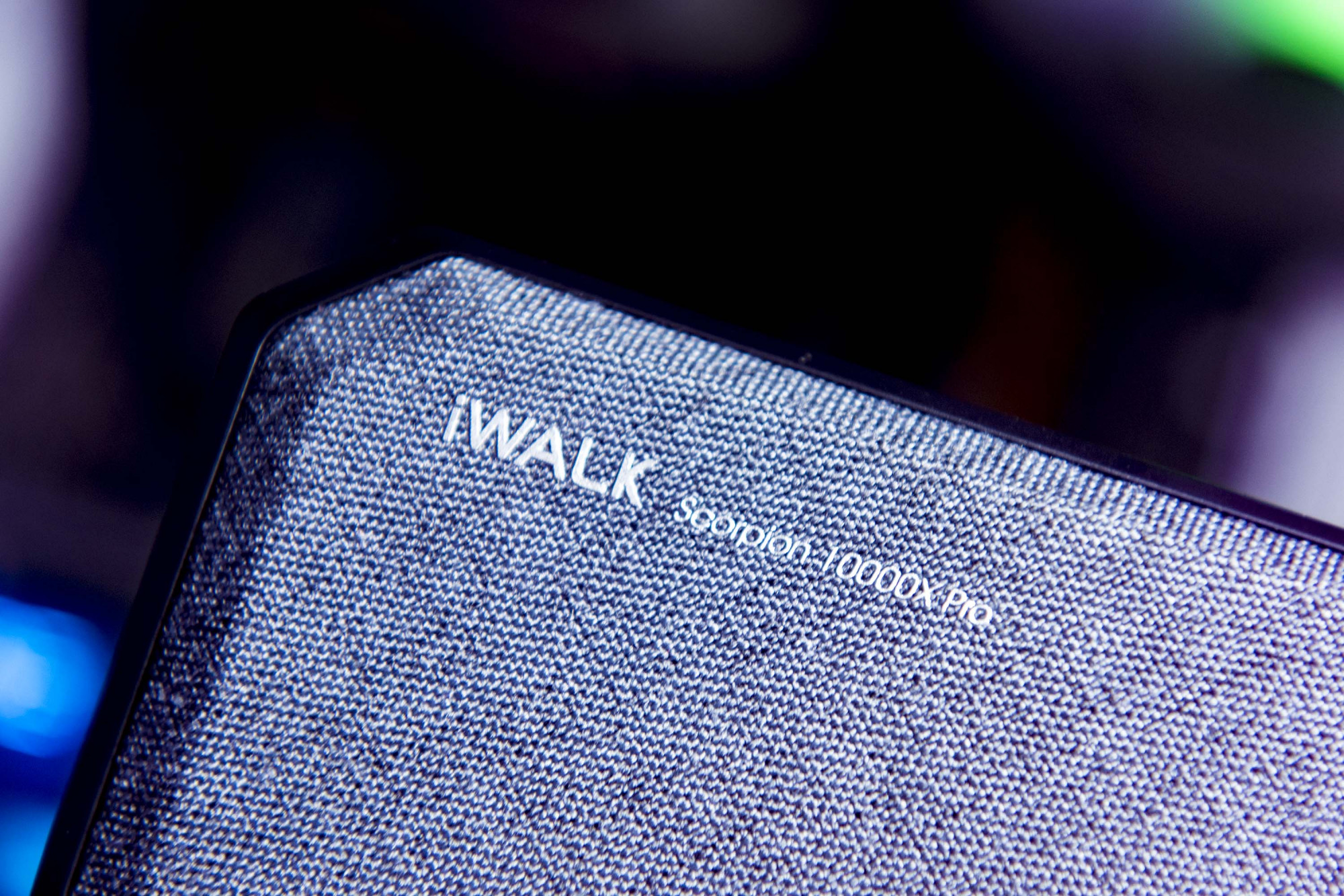 iwalk榄旇潕绉诲姩鐢垫簮,66w蹇厖鎵嬫満鑳界敤iwalk鍏呯數瀹濆悧