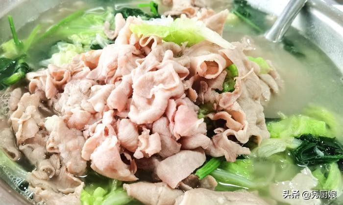 清炖羊肉煮的时候放什么调料,怎样炖羊肉排骨汤软烂无膻味