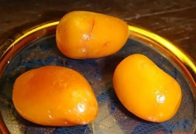 河边能捡到什么值钱的石头,在哪儿能捡到值钱的石头